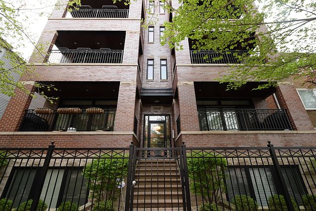 1st image of 2848 N Sheffield Ave APT 2N