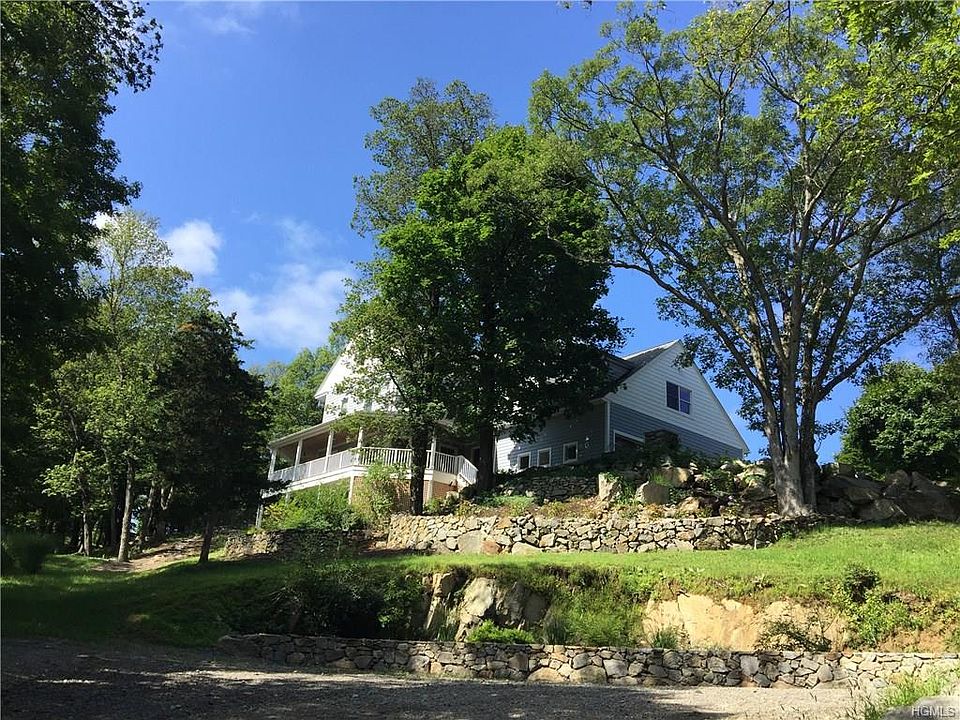 1st image of 50 Woodland Dr