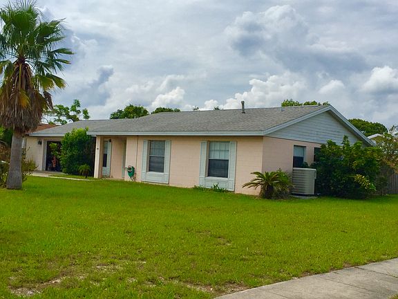 4th image of 421 Brittany Cir