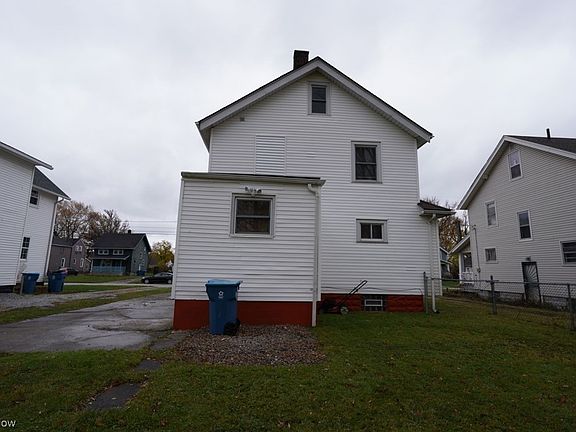 4th image of 1030 W 22nd St