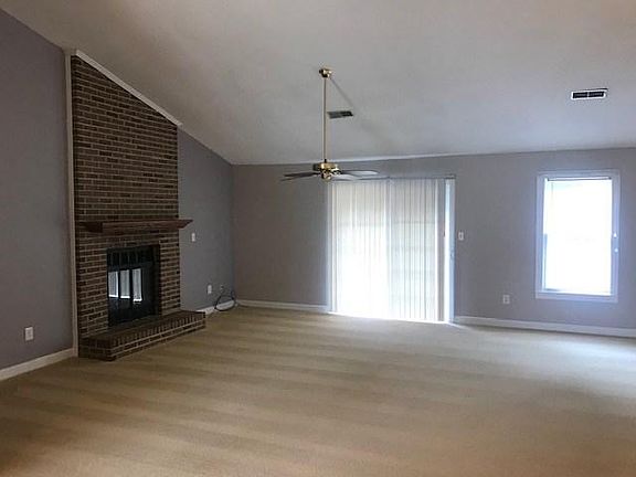 2nd image of 202 Heritage West Ct