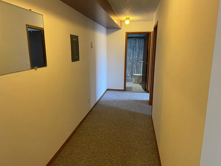 603 W Union St #D — Photo 9