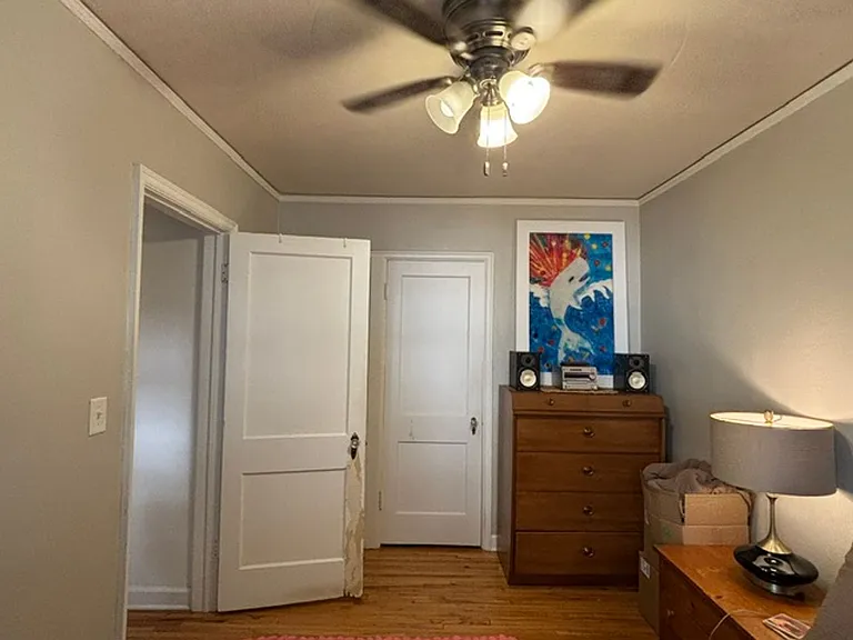1630 Marshall Ave — Photo 17