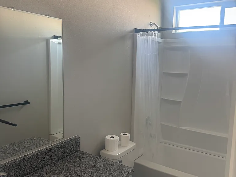 121 Poplar St — Photo 11
