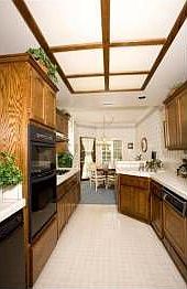 5th image of 400 Mariposa Ave APT A