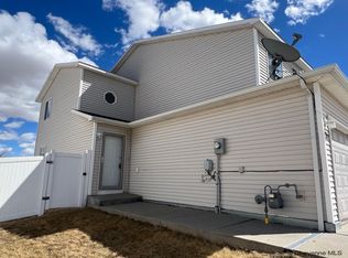 315 Chris Loop, Cheyenne, WY 82007