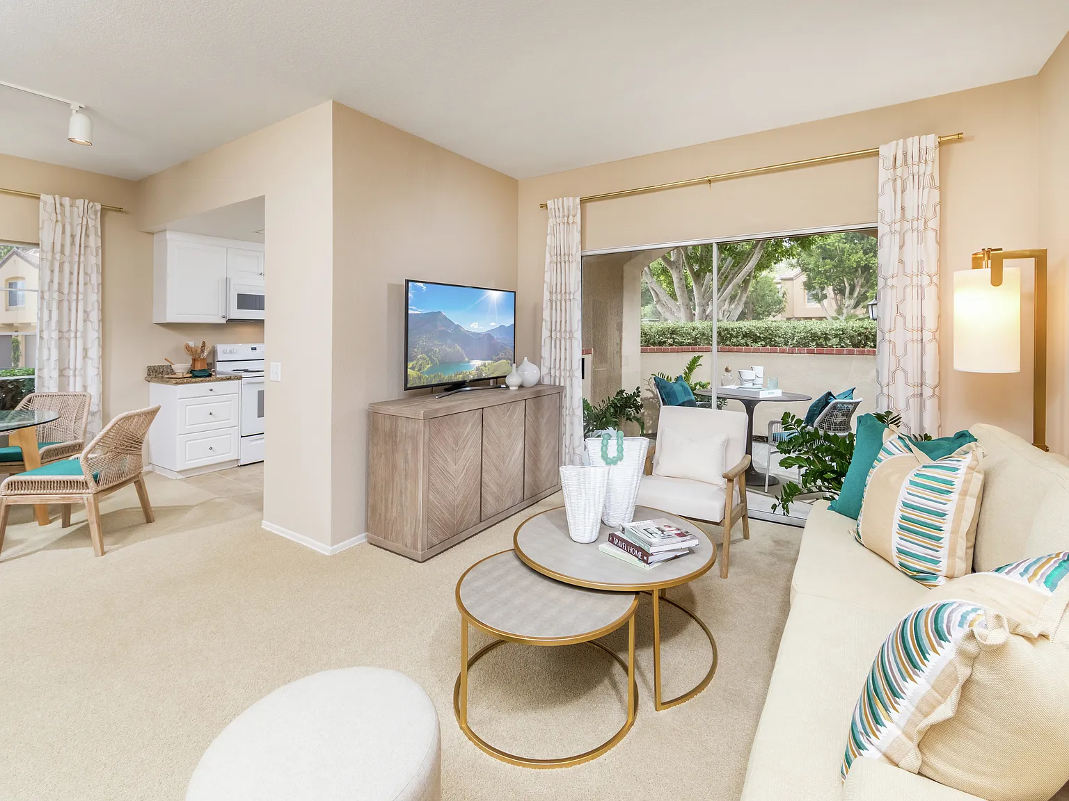 Turtle Rock Canyon Apartment Homes — Photo 1