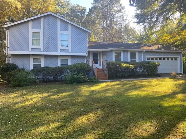 9780 Loblolly Ln, Roswell, GA 30075