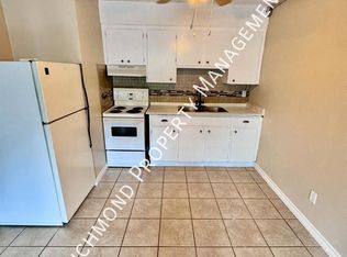 360 Tecumseh Rd W UNIT 203, Windsor, ON N8X4T7