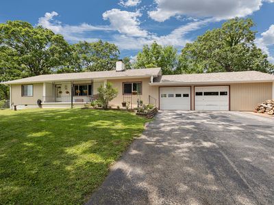 818 Walnut Drive, Warsaw, MO, 65355