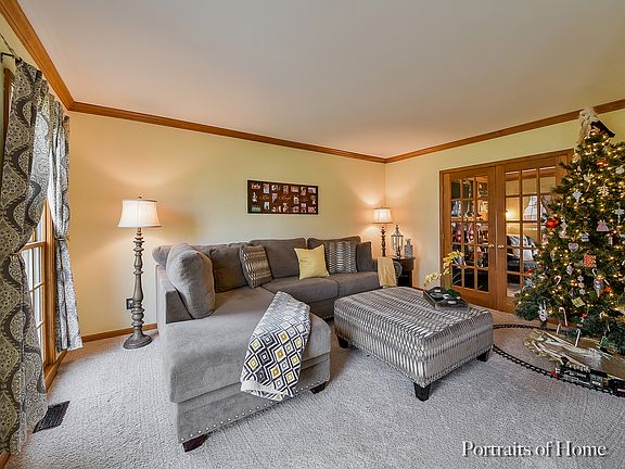 5th image of 891 Berkshire Ct