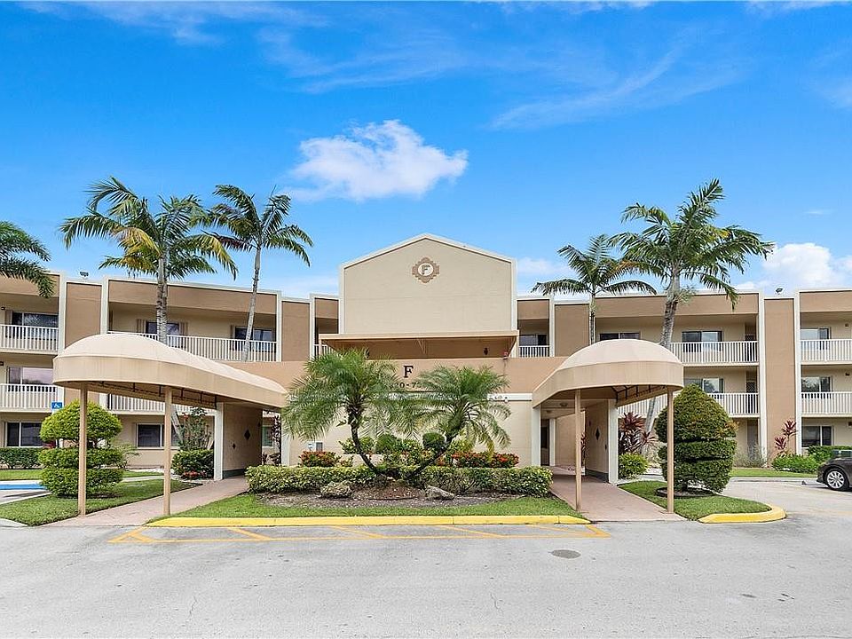 1st image of 7354 N Devon Drive #206