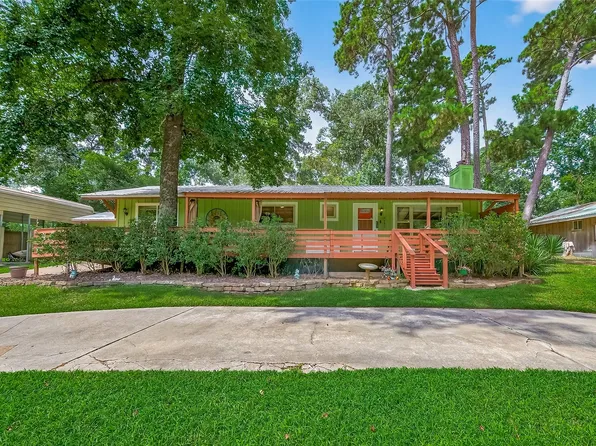 9495 Thousand Oaks Loop, Montgomery, TX 77316