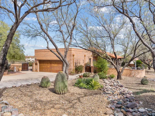 3910 S Via Del Ruisenor, Green Valley, AZ 85622