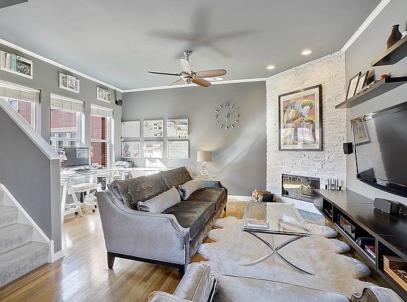 5th image of 7511 Brown Ave APT H