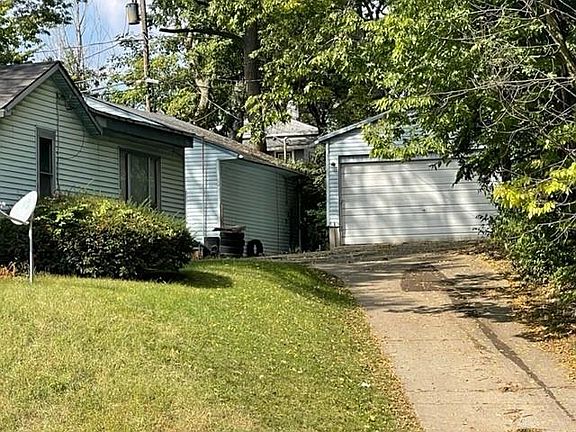 3rd image of 2315 Keenan Ave