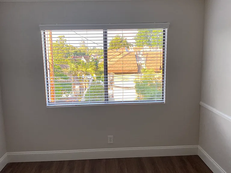 108 N Hidalgo Ave — Photo 6