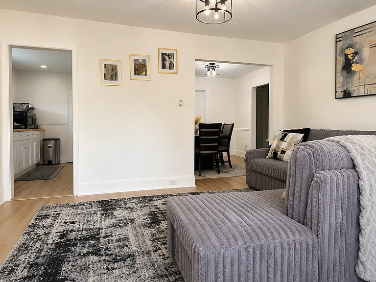 31 Meade St #2 — Photo 7