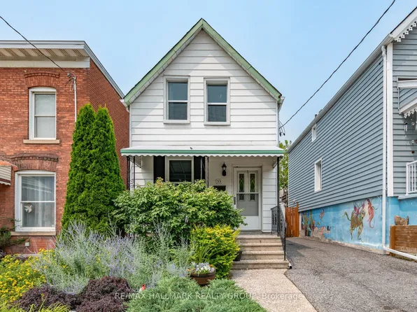 53 Louisa St, Ottawa, ON K1R 6Y7
