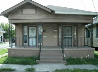1243 Lesseps St, New Orleans, LA 70117