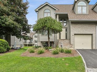 308 Cedar Ct, Norwood, NJ 07648