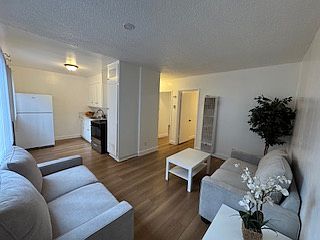 1st image of 11809 Berendo Ave #4