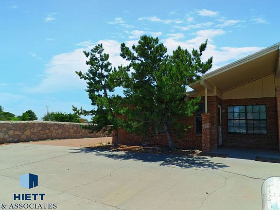 2nd image of 5520 Oakbriar Cir APT A