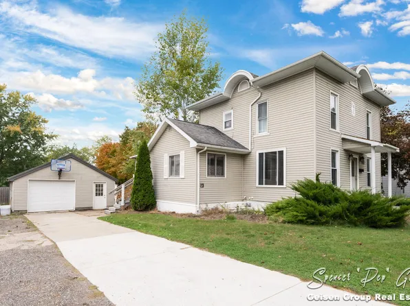 617 S Broas St, Belding, MI 48809