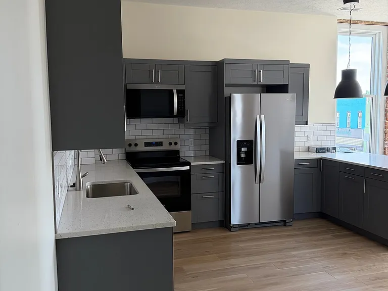 900 Central Ave #205 — Photo 11