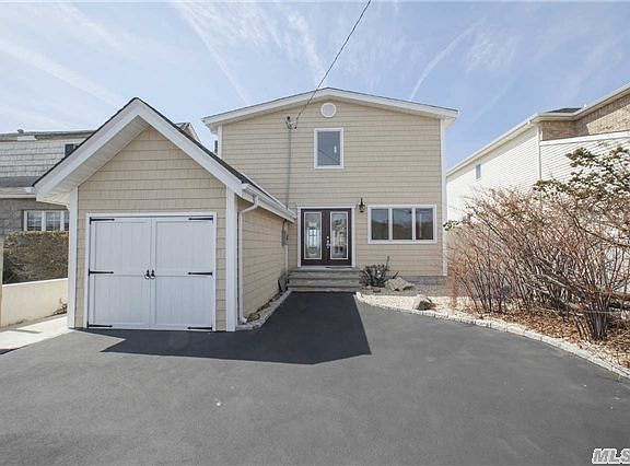 2nd image of 85 Fairwater Ave