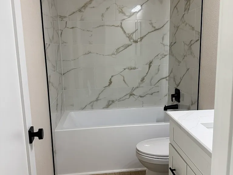 2nd Floor Bathroom