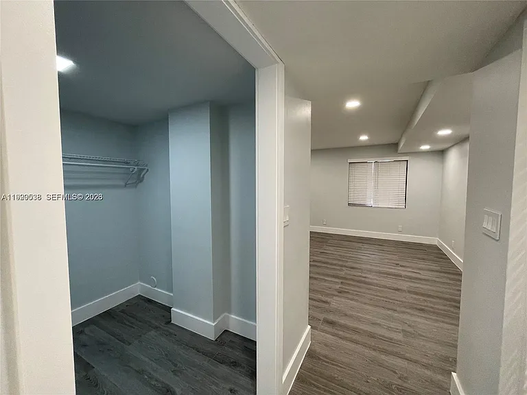 4725 SW 62nd Ave #103 — Photo 9