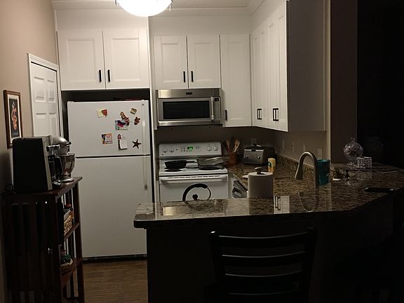 3rd image of 64 Jardin De Mer Pl