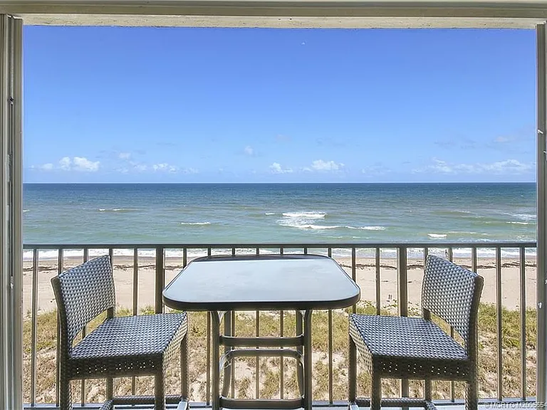 10310 S Ocean Dr #504 — Photo 1