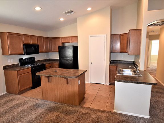 3rd image of 45780 W Rainbow Dr