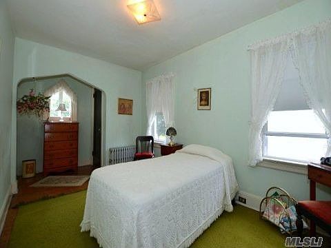 3rd image of 158 Locust St