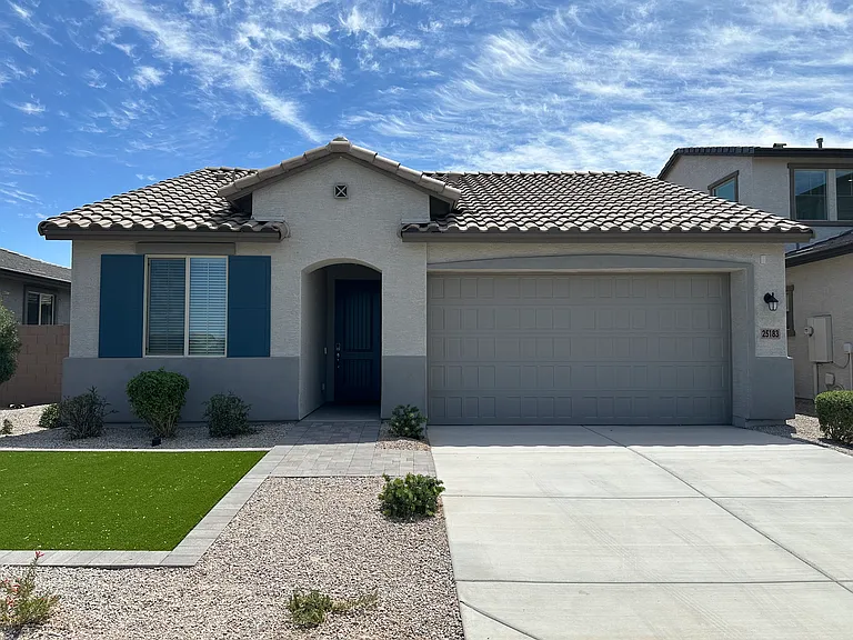 25183 N 155th Dr — Photo 3