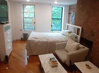 345 E 10th St #4S, New York, NY 10009