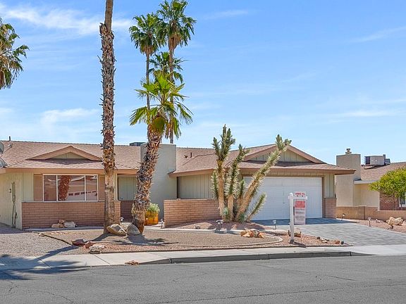2nd image of 1535 Mancha Dr