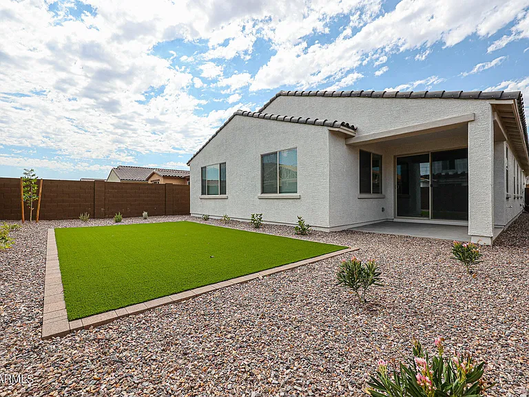 8752 W Medlock Dr — Photo 52