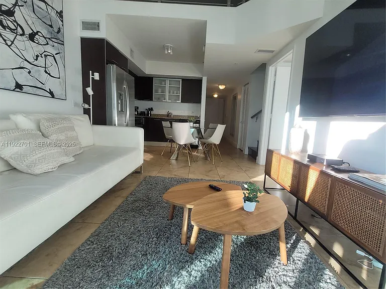 41 SE 5th St #710 — Photo 6