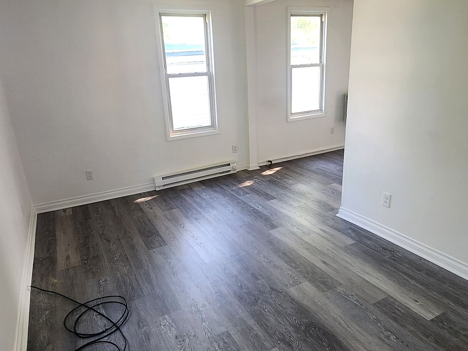 1st image of 204 Townsend St Floor 2