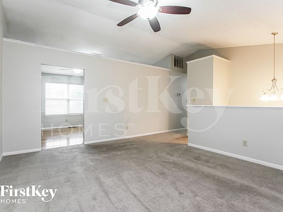 3rd image of 1524 Blue Brook Way