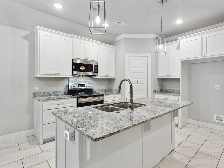 1902 E Endura Park Dr — Photo 6