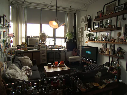 Rented by Joel Weisz, LREB | media 1