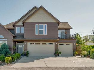 10605 NE 65th St, Vancouver, WA 98662