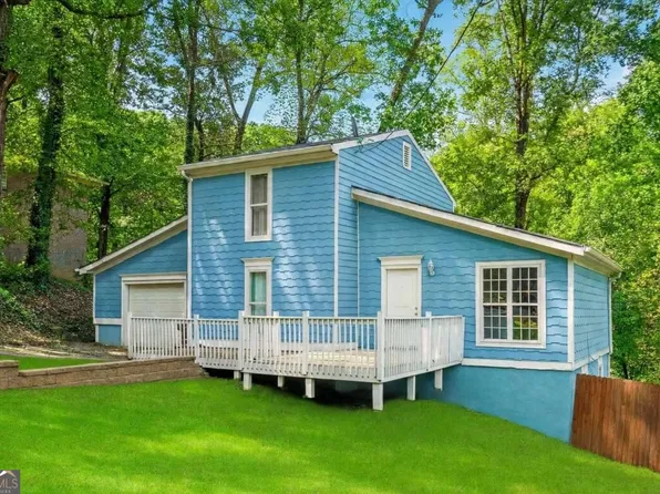 1254 Woodleigh Rd SW, Marietta, GA 30008