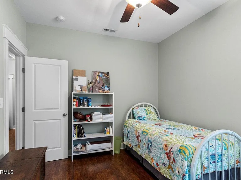 112 Meadowbrook Ct — Photo 30