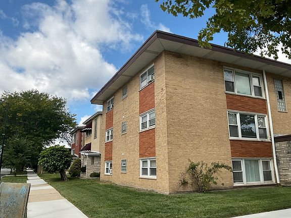 3rd image of 9254 S Euclid Ave