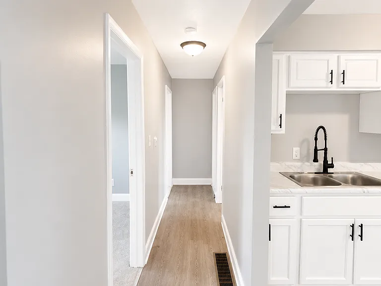1386 Faber Ave — Photo 7